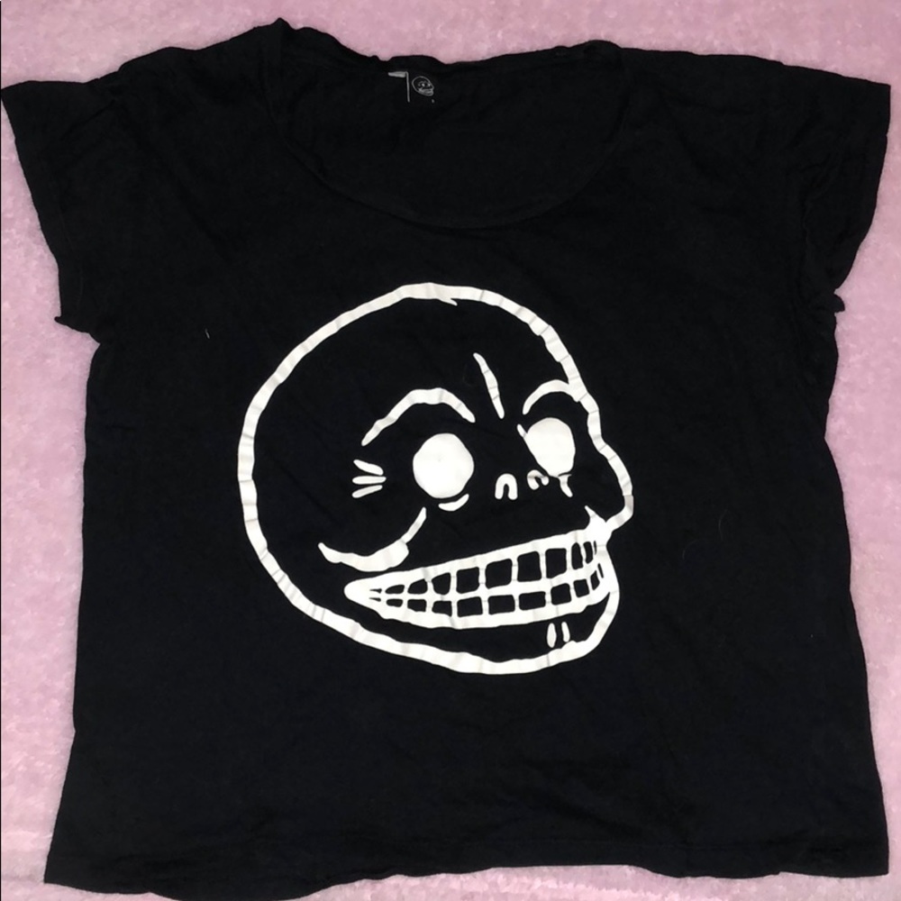 Cheap Monday crop top 💀